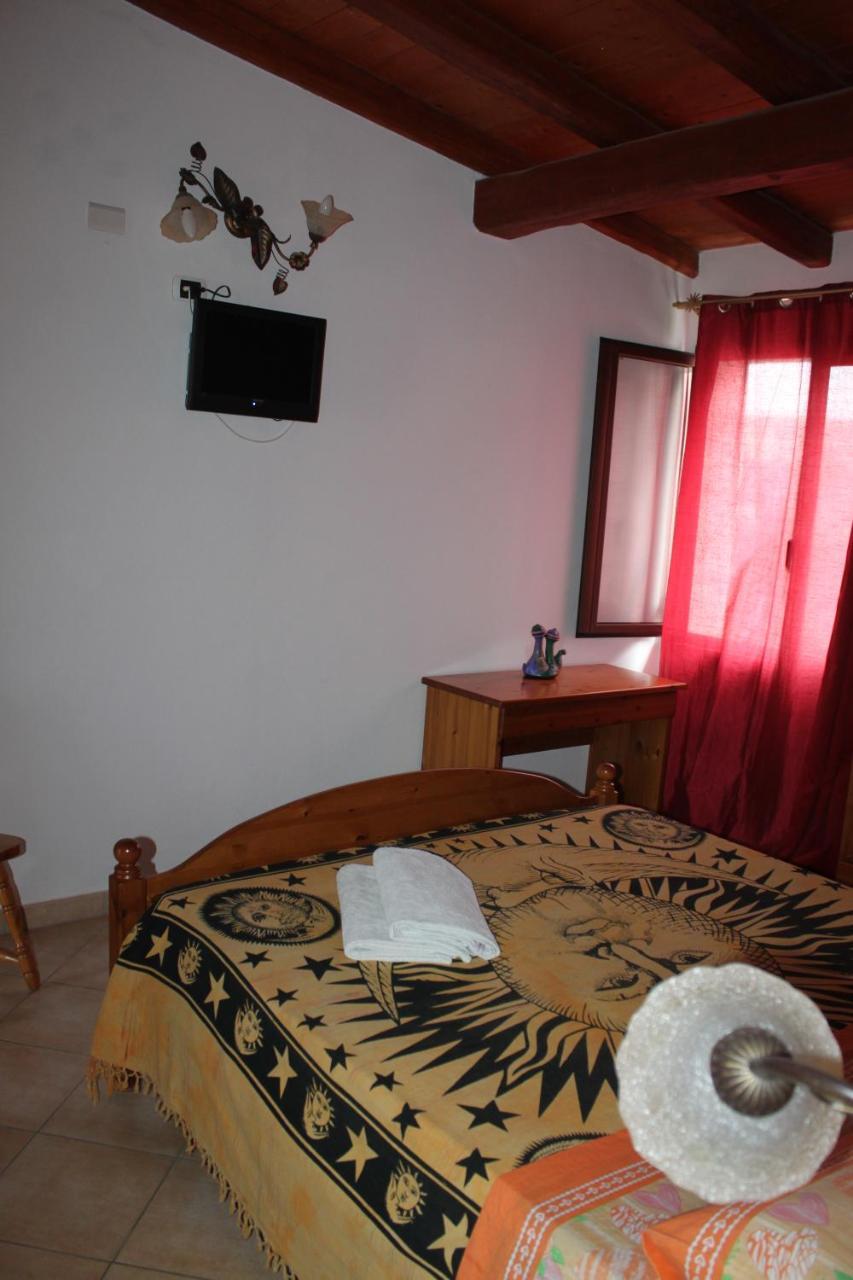 B&B Sotto Le Stelle Vacanze Bari Sardo Exterior foto